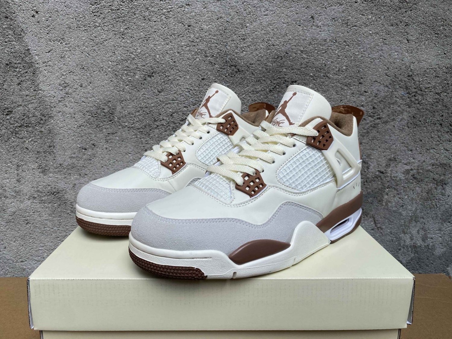 Nike Air Jordan 4 Military Mocha