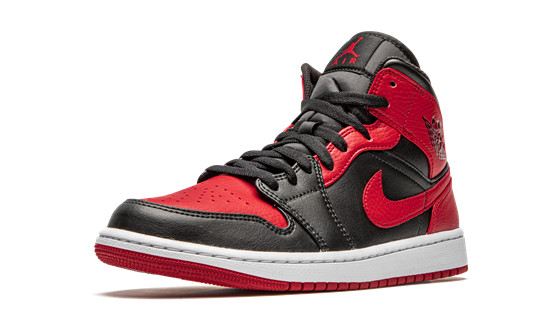 Air Jordans 1 Mid “Banned 2020”    554724-074